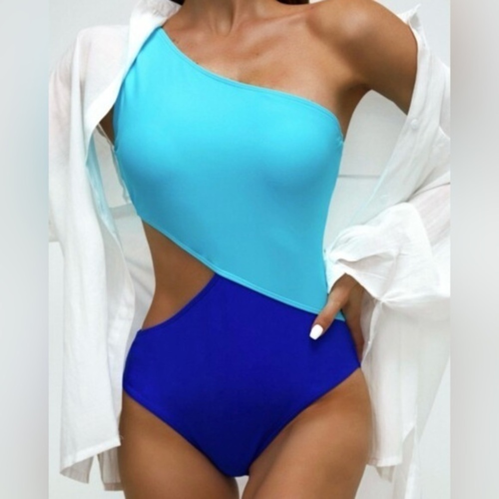 Blue and Turquoise One-Shoulder Swimsuit Size L